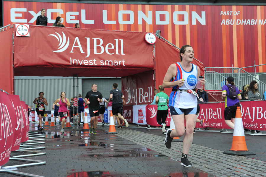 Sarah Pook At The Finish Of AJ Bell London Tri 2017